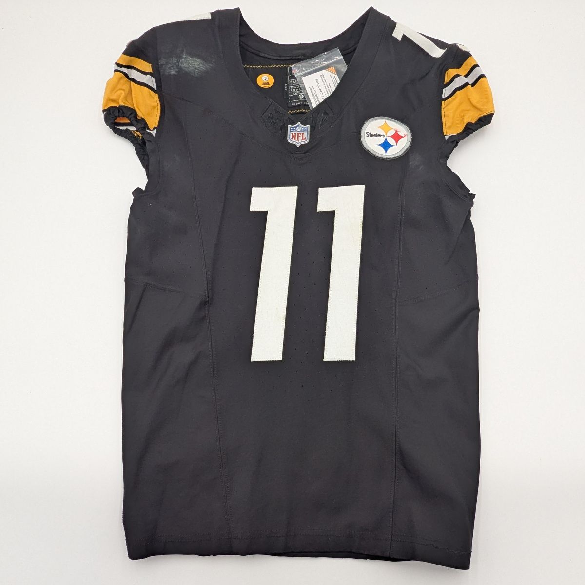 Pittsburgh Steelers #11 Allen Robinson Game Used Unlaundered Home Jersey