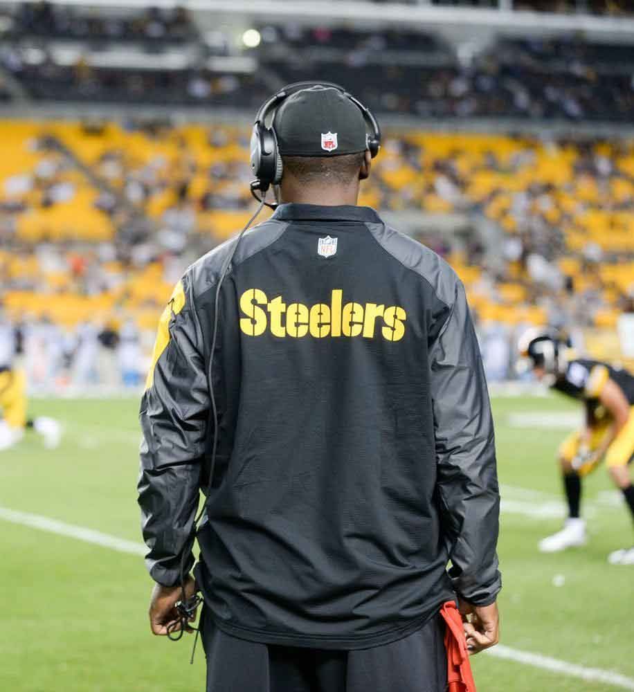 Pittsburgh Steelers Nike Midweight 1/4 Zip Hybrid Coaches Defender Jacket 4 Pittsburgh Steelers Nike Midweight 1/4 Zip Hybrid Coaches Defender Jacket